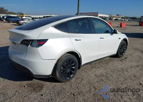2023 Tesla Model Y Awd/Long Range Dual Motor All-Wheel Drive из США, поврежденный, VIN 7SAYGDEEXPA046568